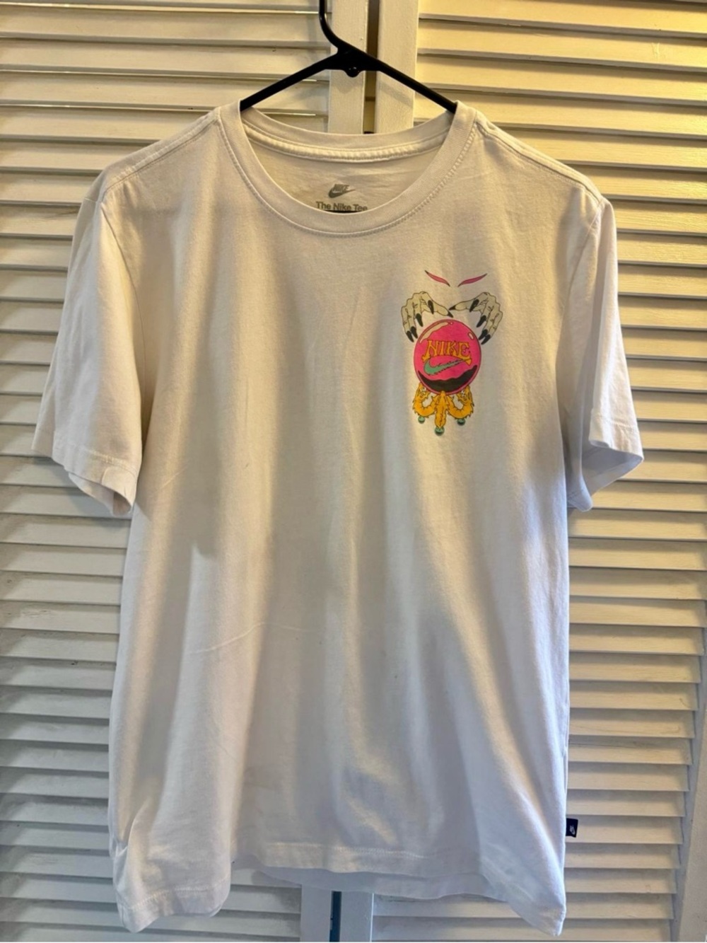 Nike Graphic T-Shirt White Size Small Front & Back Print